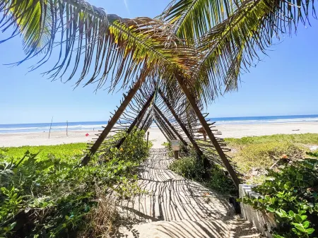 Casa Hermoso Cariño: Capitol Hill Bungalow Отели в г. Troncones