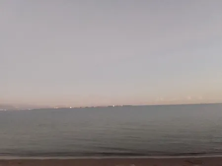 Bayfront Budget Friendly 2 Bedrooms and 2 Bathrooms Apt in Gated Community