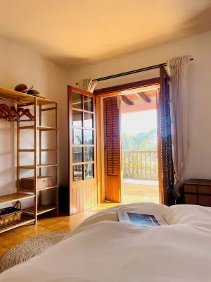 Authentic & spacious Villa with amazing pool