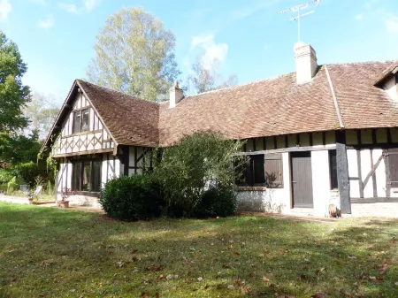 Magnificent estate in Sologne on 53 hectares 25 people Отели в г. Прунье-ан-Солонь