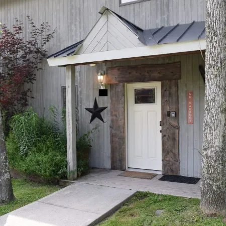 Beautiful Hunter Mountain Four Season House-Bar Room, Gym, Views