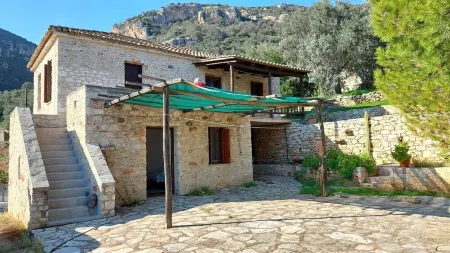 House with character, very quiet, tastefully decorated