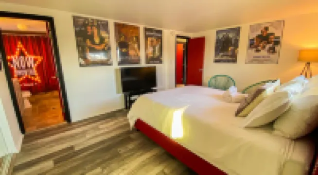 Stylish Desert Retreat - Stunning Views, 3 Min to Joshua Tree Park