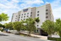 Fairfield Inn & Suites Miami Airport South Hôtels à : Miami