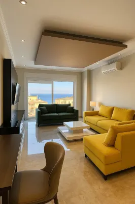 Oceanic Luxury Apartments Hotel a 