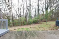 KING BD, Downtown Alpharetta, Spacious, & Renovated