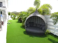 Updated spacious villa with private pool Hotels in Jennings