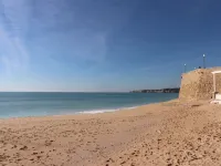 Apartment with fantastic sea view only 20m from the beach