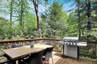 Lake, Golf & Hike at Linville Lodge in  Linville  Land  Harbor  Resort Community