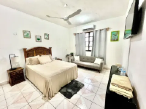2-bedroom apartment in enchanting Cozumel with WiFi, AC. 2nd Floor