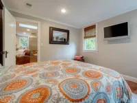 Menlo Park Cottage at Allied Arts