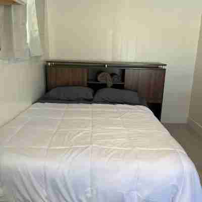 LUX 5 - Cozy 1-bed 1bath w/ WiFi, AC in a beautiful neighborhood in Nassau city Rooms