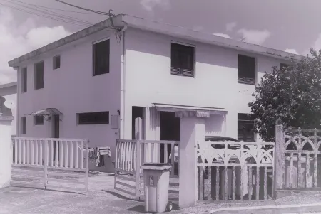 the feet in water Отели в г. Сент-Люс