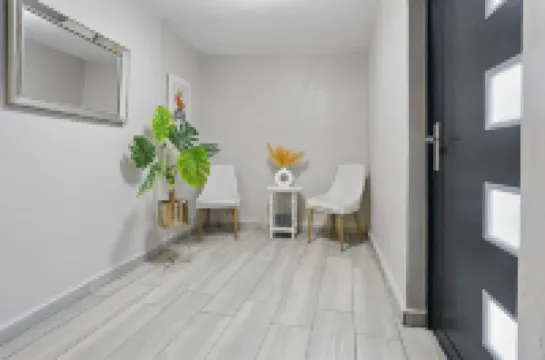 Zaturn Beach House – Oceanfront Villa w/ Rooftop Terrace & Jacuzzi