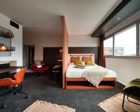 COWOOL Grenoble グルノーブルのホテル