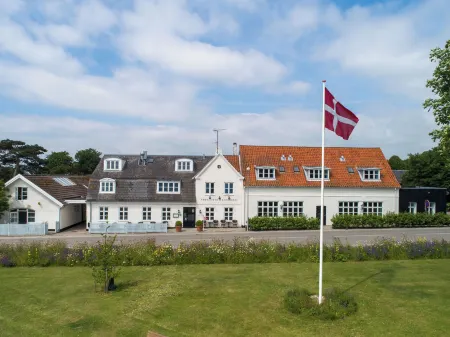 Rødvig Kro og Badehotel Отели в г. Faxe Ladeplads