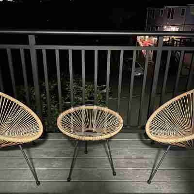 Luxury 2 Bedroom Apartment in Heart of Quincy Others