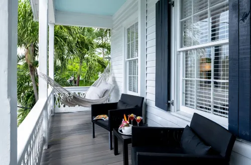 Alexander's Guesthouse-Adult Exclusive, Lgbtq Friendly - 3-Star