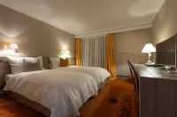 Hotel Central, Spa & Lounge Bar Hotel a Lens