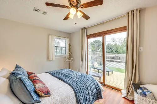 Walk to Main Street: Cottage w/ Deck in Bandera! - 3-Star