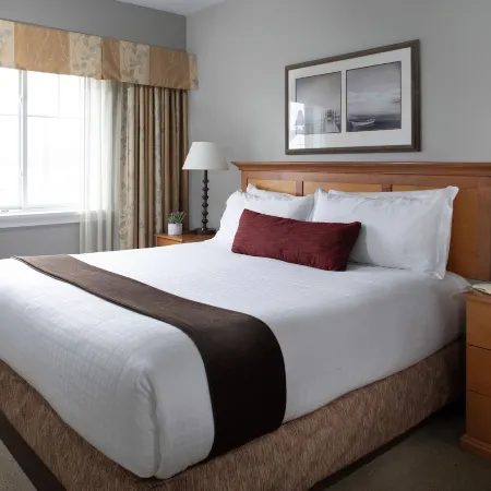 Rivertide Suites