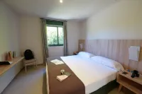 Albergue Monte Do Gozo - 2-Star