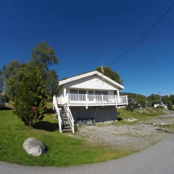 ヴォルスダーレン キャンピング Ålesund kirke周辺のホテル