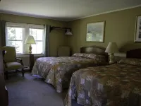 Kennebunk Gallery Motel and Cottages Hotels in Kennebunk