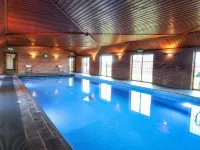 Adelaide Cottage Hotels in Mapleton