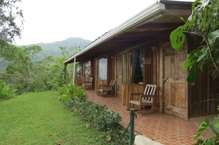 Mirador Valle del General Отели в г. Перес Селедон