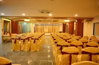 SHARAN'S INN SUTES & BANQUETS