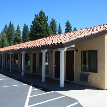 Gold Trail Motor Lodge