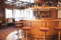 Bergidyll & Hotel Trofana - bar