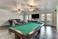Tranquil Gantt Lake Home w/ Deck & Patio! - 2-Star