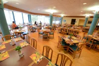 Kentucky DAM Village State Resort Park - servizio colazione