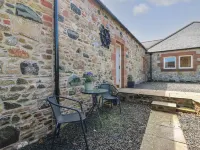 Dubh Sgeir Annex Hotels in 