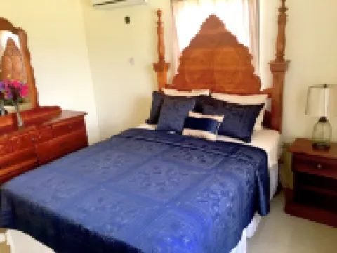 Drax Hall Country Club's Sweet Escape Hotel a 