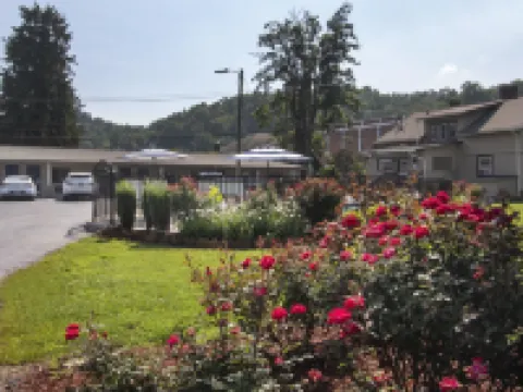 Relax Inn - Bryson City Hotels in Swain County