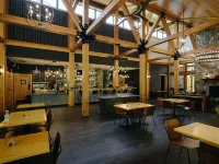 Terramor Outdoor Resort - Breakfast