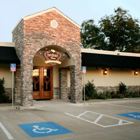 Two Hearts Inn