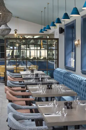 The Sheep on Sheep Street Hotel