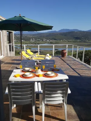 At 29 Columba - Beach