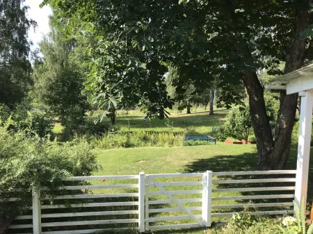 Tant Grön B&B Отели в г. Фалун