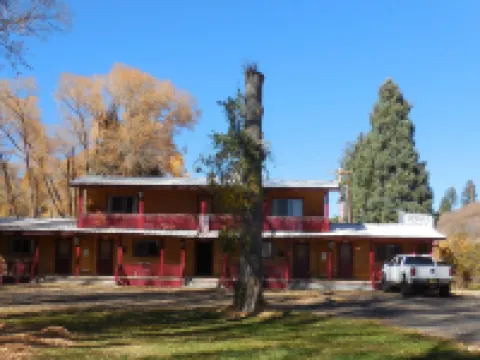 Elkhorn Lodge Hotels in Chama