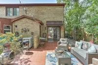 Walk to Ocean North Myrtle Beach Townhome! - spa