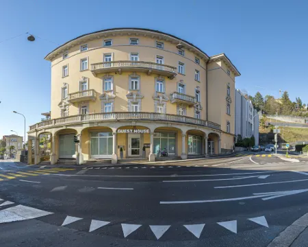 GuestHouse Lugano Apartments by LR ルガノのホテル