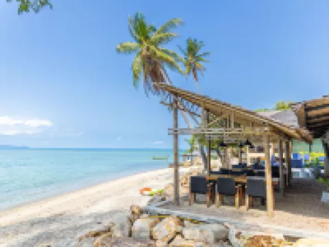 Absolute Beachfront Resort Hotels in Ko Pha-ngan District