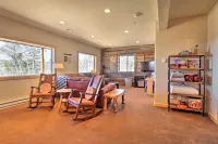 Family-Friendly Jefferson Cabin w/ Amazing Views! - 3 tähden