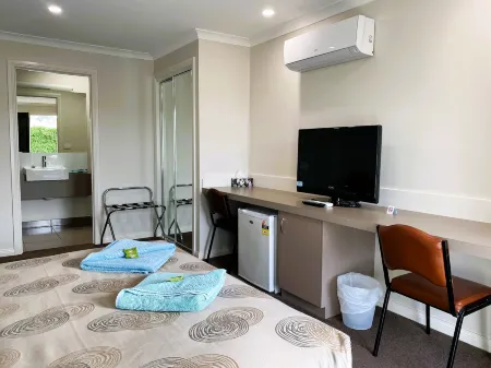 Dalvue Motel Отели в г. Кэмпердаун