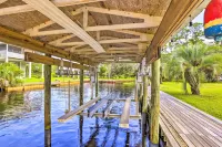 Waterfront Home Spectacular on-Site Fishing! - WiFi